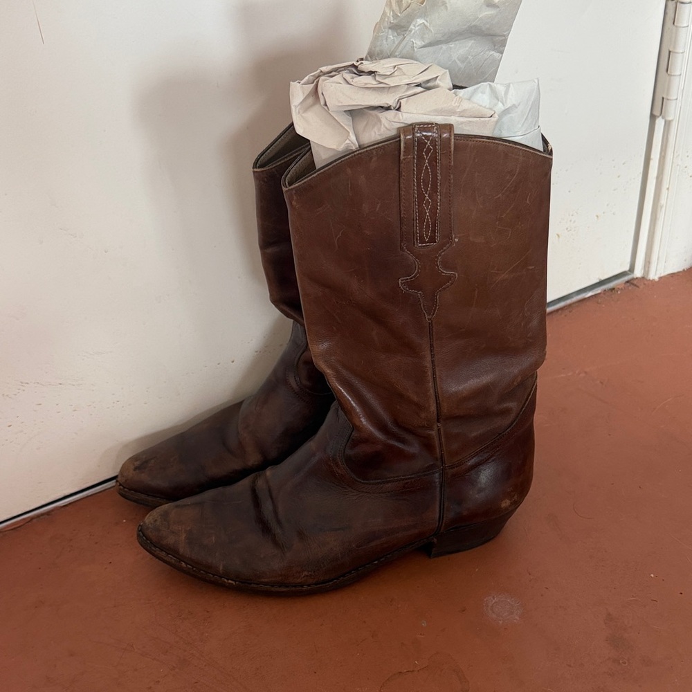 Classic Brown Leather Cowboy Boots - Men's Western Style